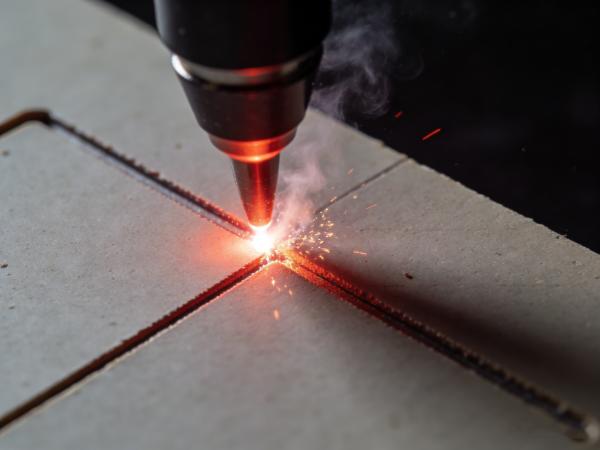 低溫共燒陶瓷基板紅外皮秒激光切割 (2).jpg